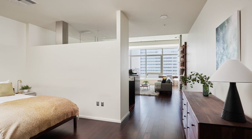 Photo of Downtown Dreamin