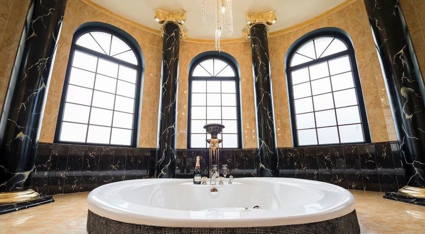 Photo of Take Me To The Palace