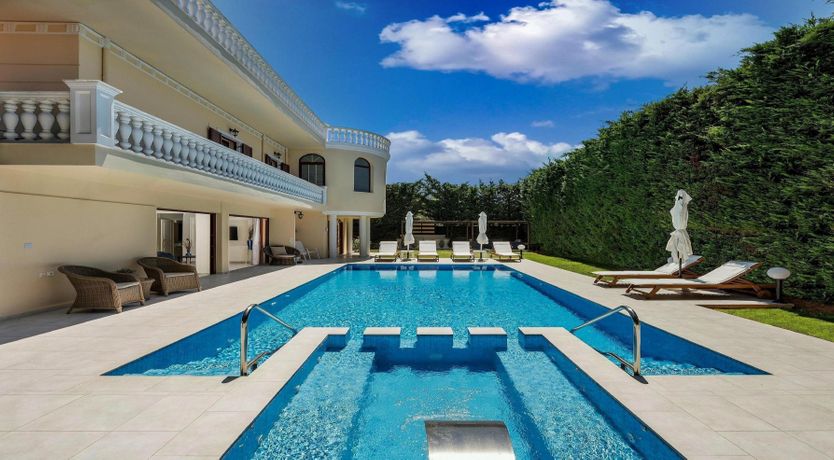 Photo of Take Me To The Palace