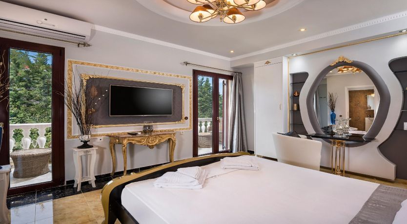 Photo of Take Me To The Palace