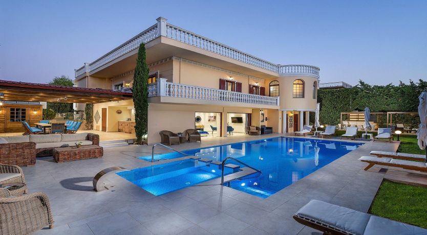 Photo of Take Me To The Palace