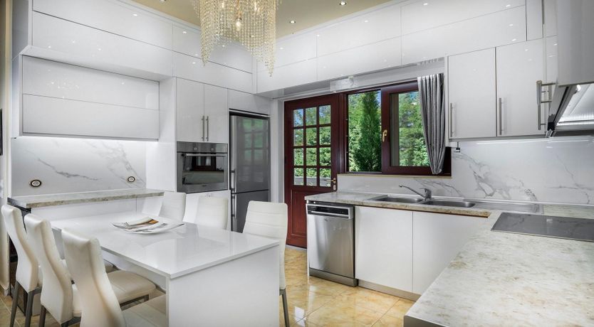 Photo of Take Me To The Palace