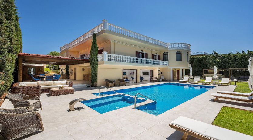 Photo of Take Me To The Palace