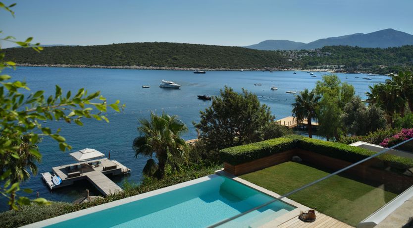 Photo of The Fountains of Love