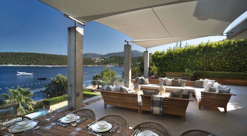 Photo of The Fountains of Love