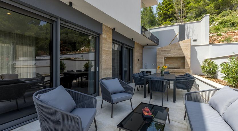 Photo of Elegant Waves