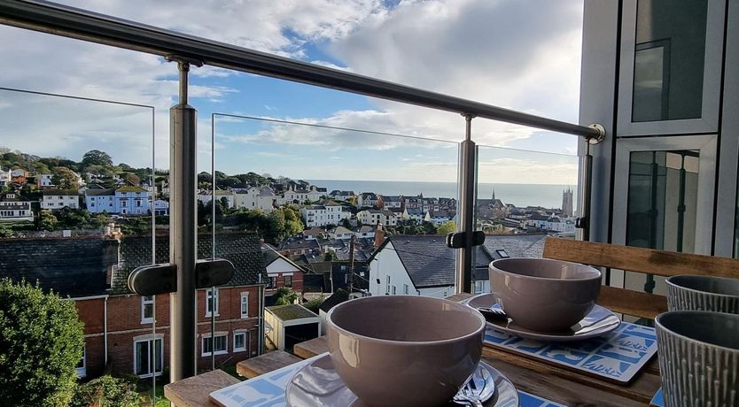 Photo of 2 Bed in Teignmouth