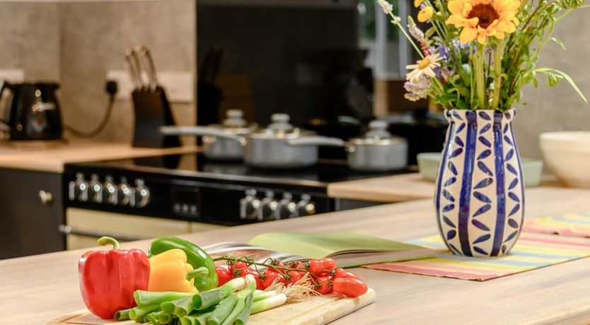 Photo of 5 Bed in Hay on Wye