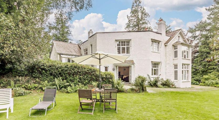 Photo of House in Mid Wales