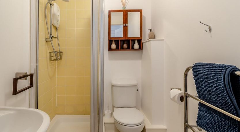 Photo of 3 Bed in Broad Haven