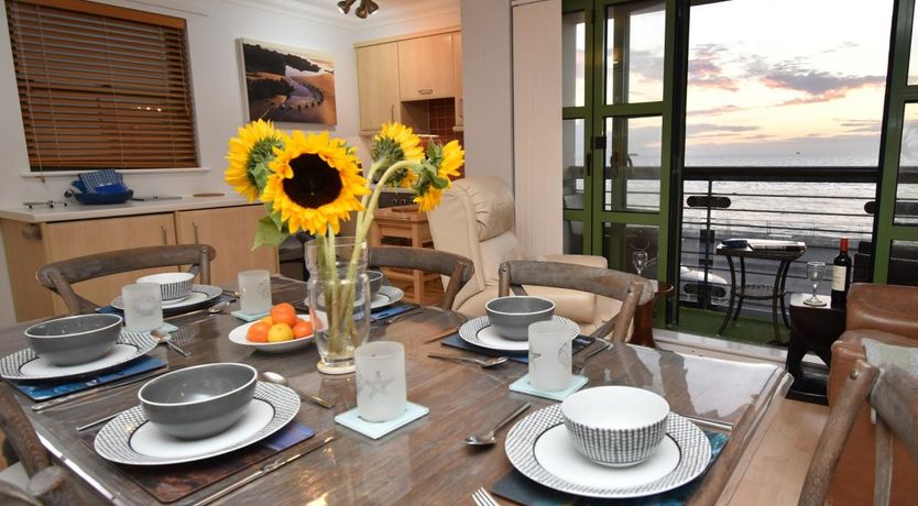 Photo of in Broad Haven (93065)