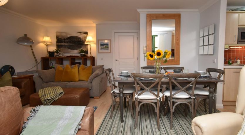 Photo of 3 Bed in Broad Haven