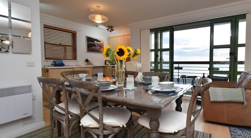 Photo of 3 Bed in Broad Haven