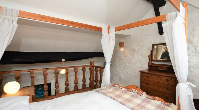 Photo of 1 Bed in Cemmaes