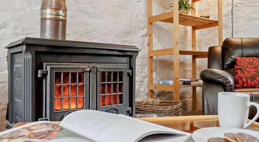 Photo of 1 Bed in Cemmaes