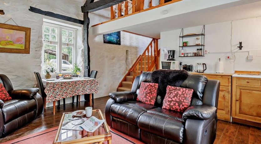 Photo of 1 Bed in Cemmaes