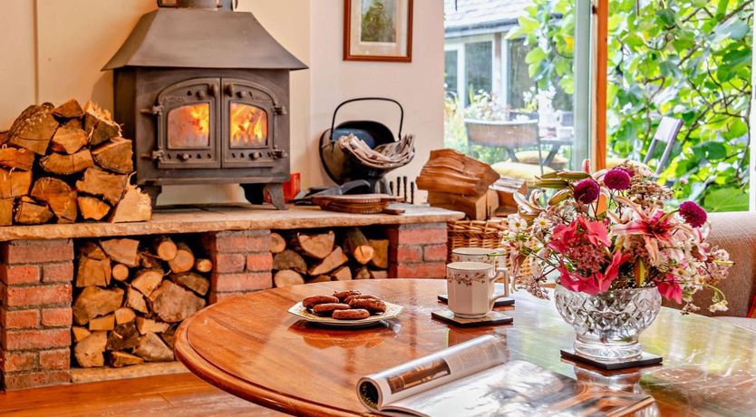 Photo of 2 Bed in Kington