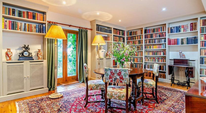 Photo of 2 Bed in Kington