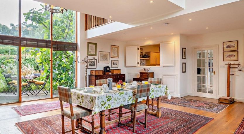 Photo of 2 Bed in Lyonshall