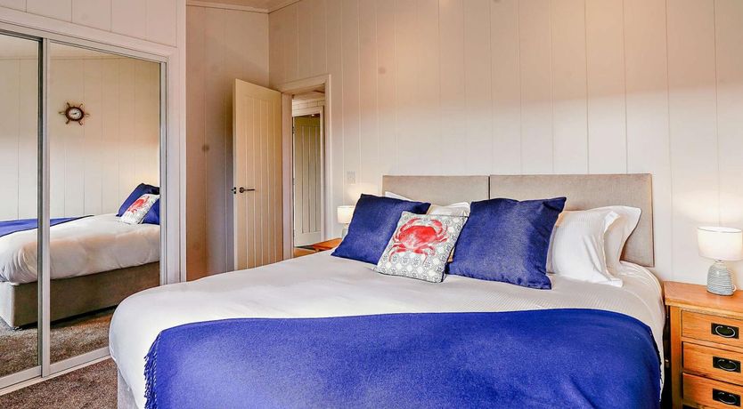 Photo of 2 Bed in St. Andrews