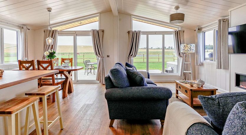 Photo of 2 Bed in St. Andrews