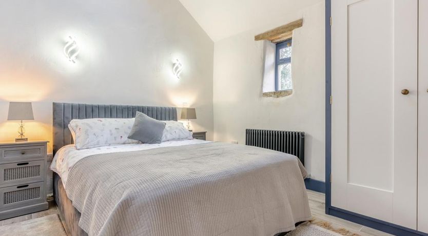 Photo of 1 Bed in Chop Gate