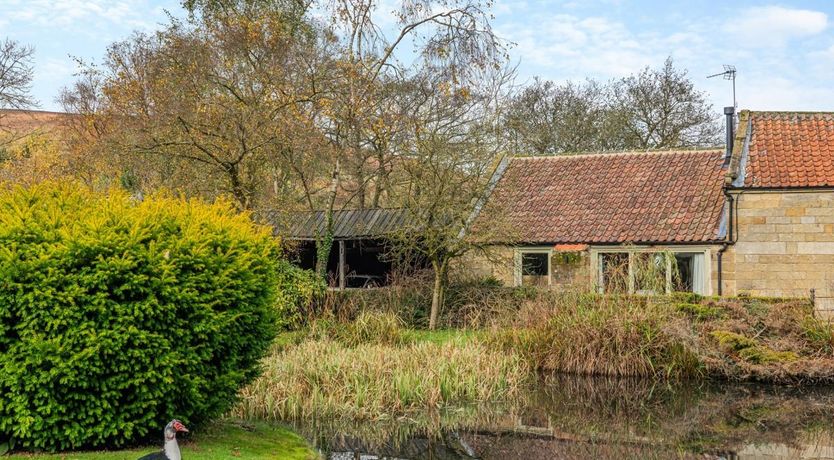 Photo of 1 Bed in Chop Gate