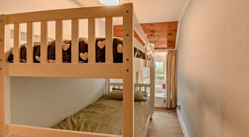 Photo of 2 Bed in Fishguard