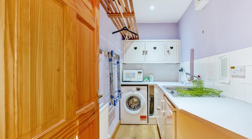 Photo of 3 Bed in Colby