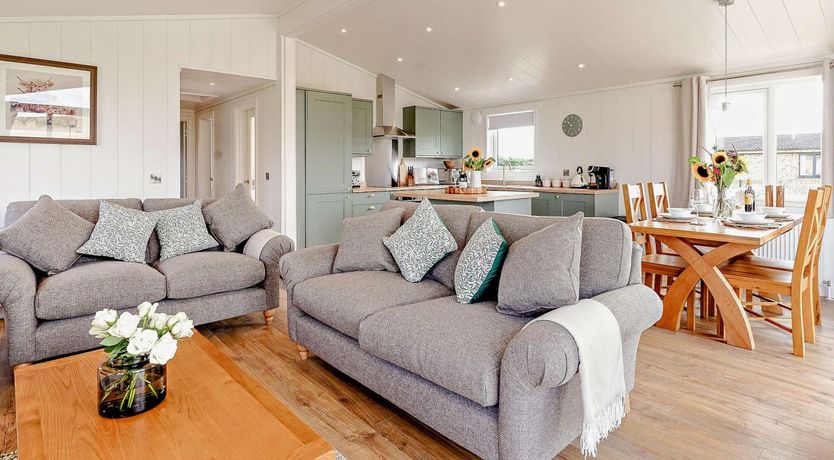 Photo of 2 Bed in St. Andrews