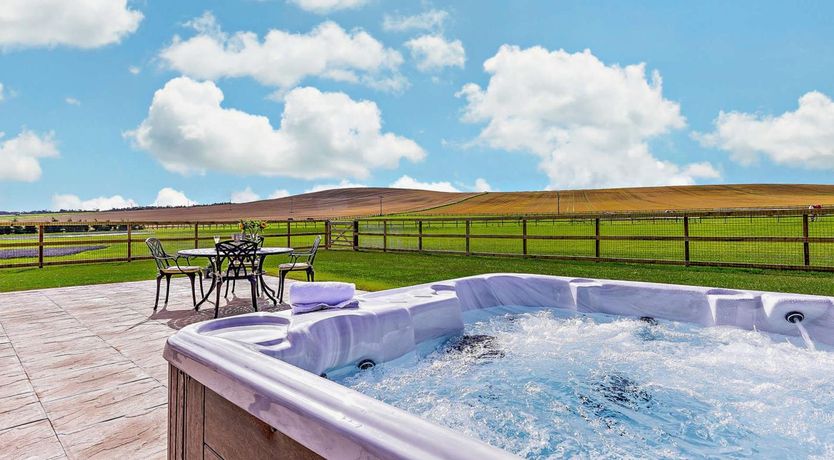 Photo of 2 Bed in St. Andrews