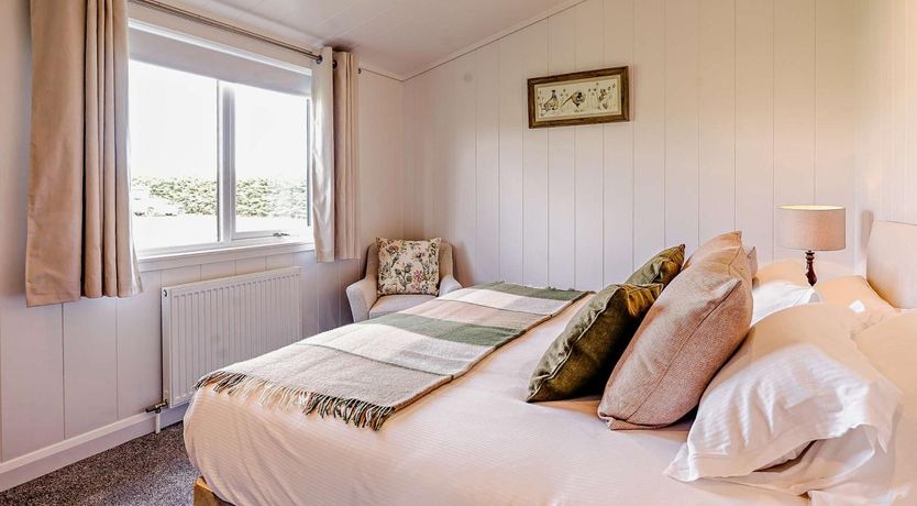 Photo of 2 Bed in St. Andrews