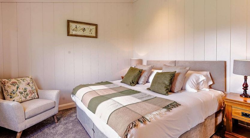 Photo of 2 Bed in St. Andrews