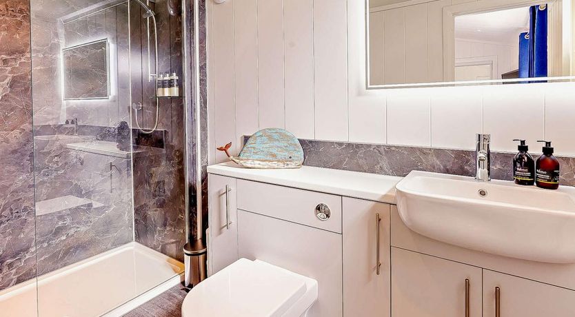 Photo of 2 Bed in St. Andrews