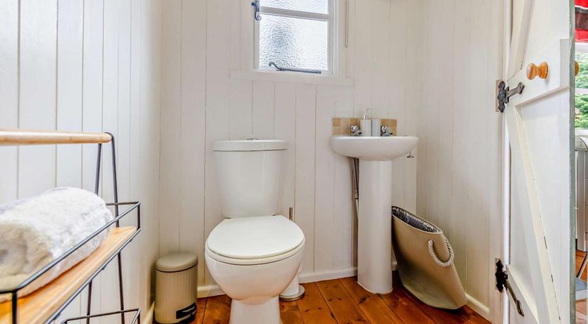 Photo of 1 Bed in Paignton