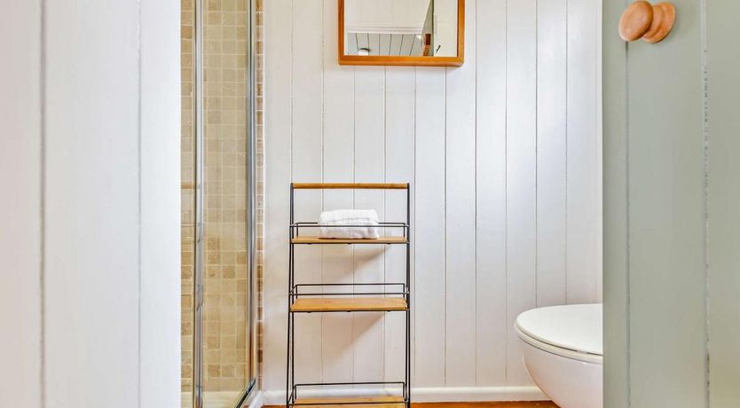 Photo of 1 Bed in Marldon