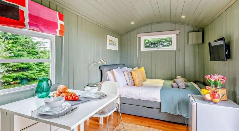 Photo of 1 Bed in Marldon