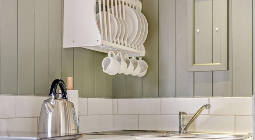 Photo of 1 Bed in Marldon