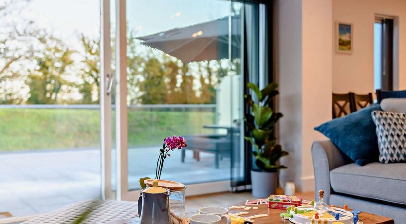 Photo of 2 Bed in Plymouth