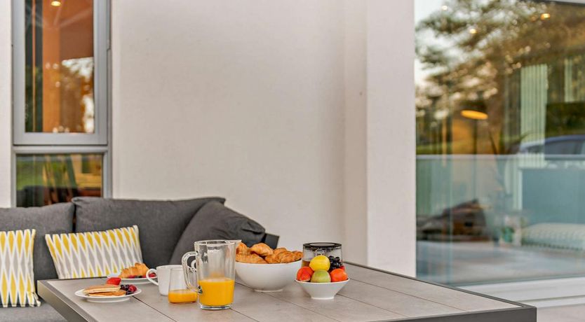 Photo of 2 Bed in Plymouth