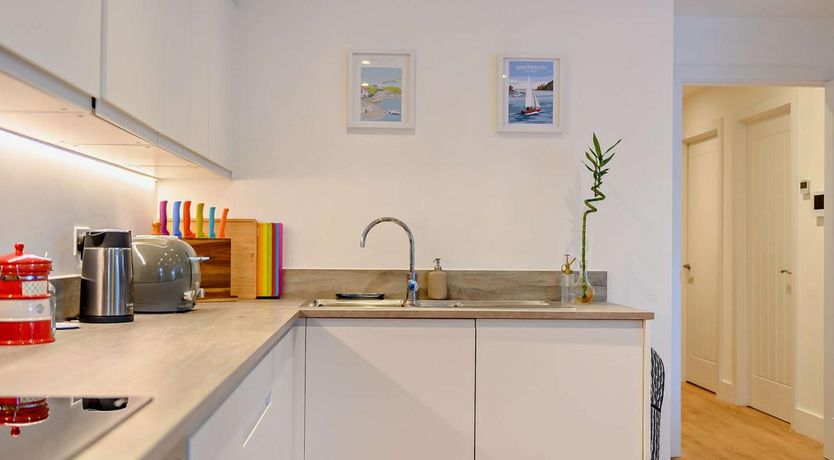 Photo of 2 Bed in Plymouth