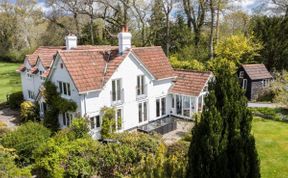 Photo of Cottage in Hampshire