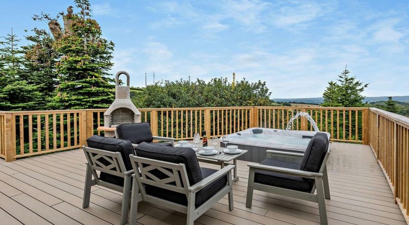 Photo of 2 Bed in Marldon