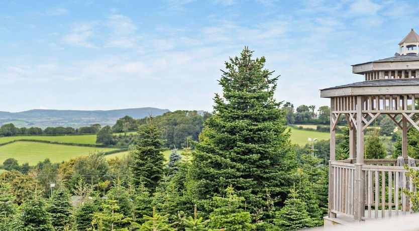 Photo of 2 Bed in Marldon