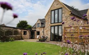 Photo of Cottage in Staffordshire