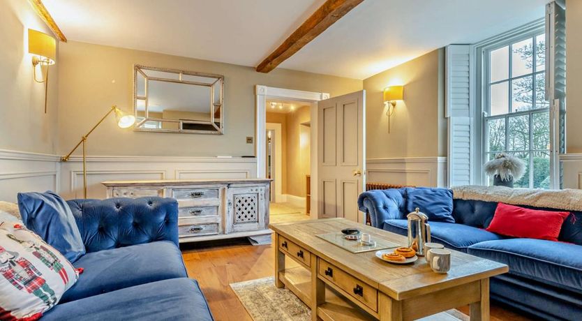 Photo of 4 Bed in Calton Moor