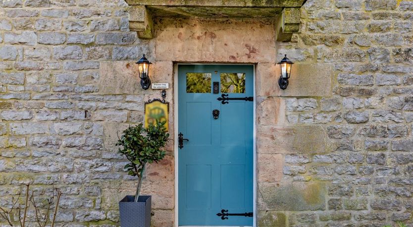 Photo of 4 Bed in Calton Moor