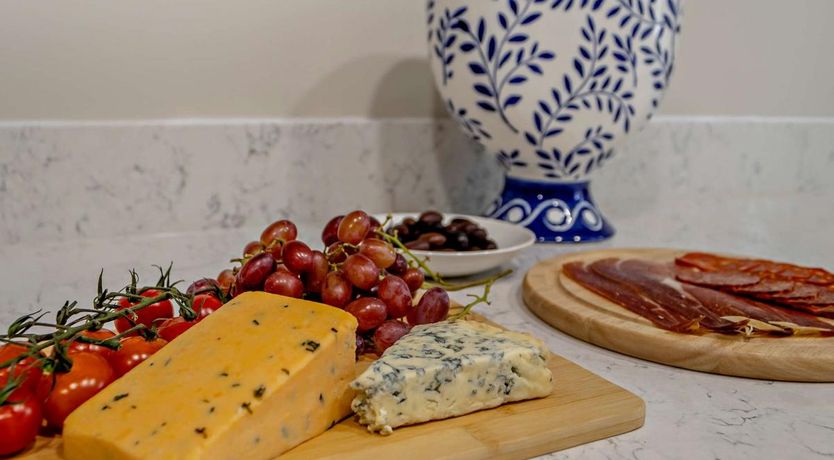 Photo of 3 Bed in Abercamlais