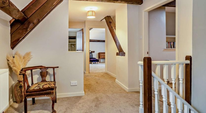 Photo of 3 Bed in Abercamlais