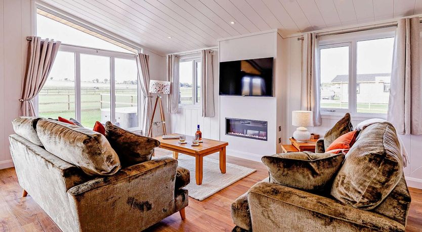 Photo of 2 Bed in St. Andrews